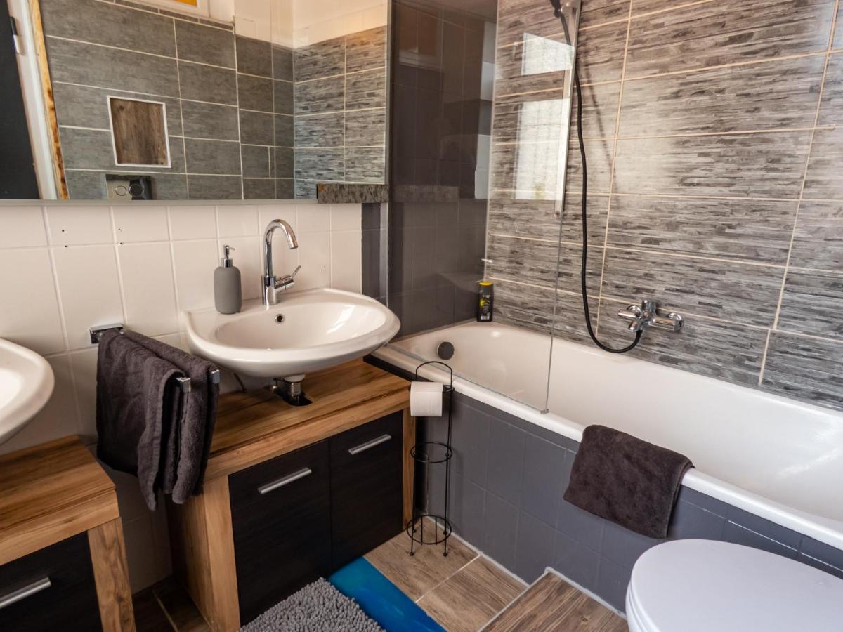 #212 Lux-Appart - Zentrum Neuss - Duesseldorf Messe - Netflix & Prime Εξωτερικό φωτογραφία